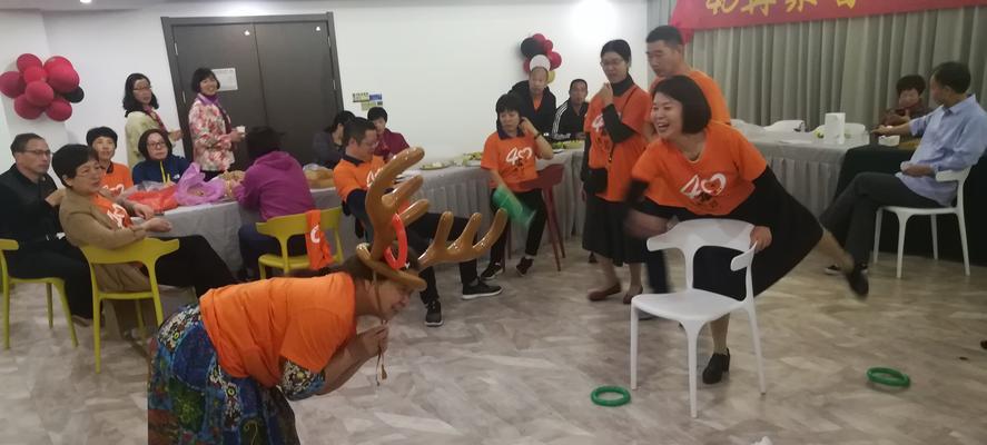 头顶麋鹿的人是谁（揭秘麋鹿头游戏的起源和规则）